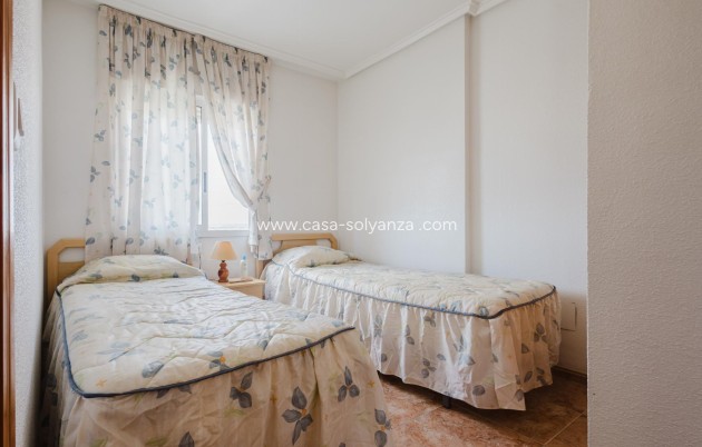 Resale - Apartment / flat - Torrevieja - Playa del Acequión