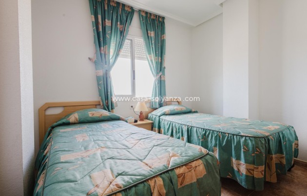 Resale - Apartment / flat - Torrevieja - Playa del Acequión