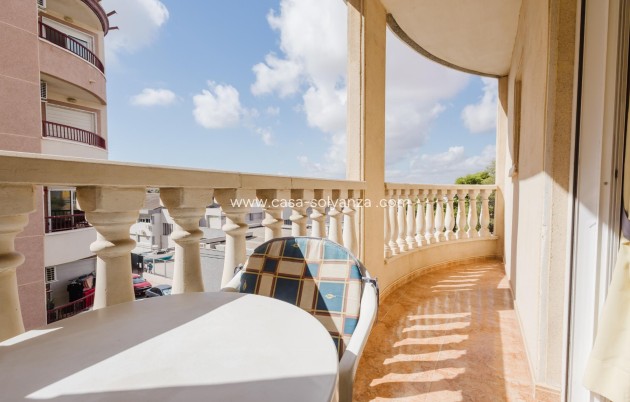 Resale - Apartment / flat - Torrevieja - Costa Blanca