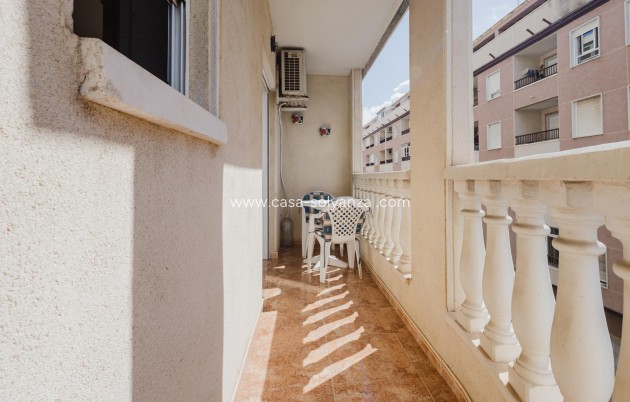 Resale - Apartment / flat - Torrevieja - Costa Blanca