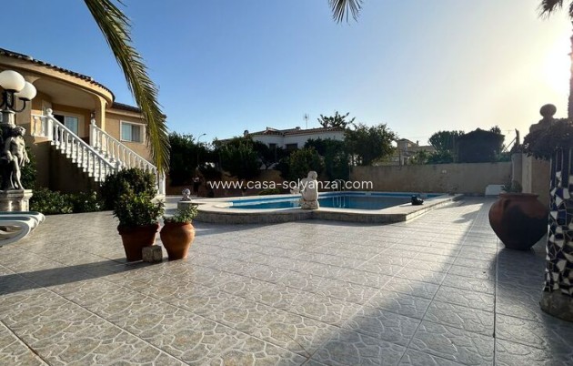 Revente - Villa - Torrevieja - Aguas nuevas