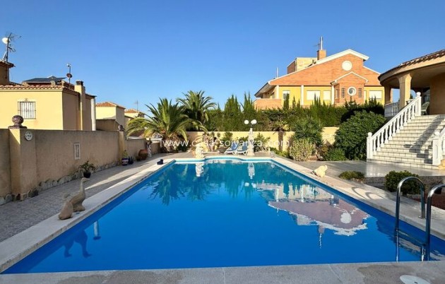 Revente - Villa - Torrevieja - Aguas nuevas