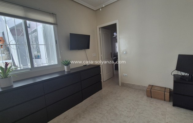 Resale - Villa - San Miguel de Salinas - Inland