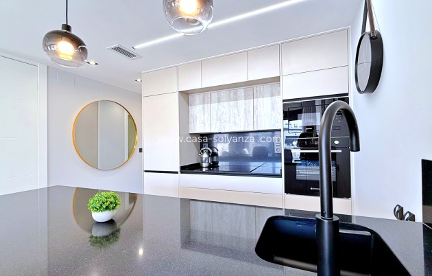 Resale - Apartment / flat - Orihuela Costa - Costa Blanca