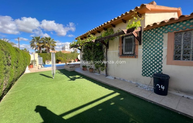 Herverkoop - Villa - Orihuela - Cabo Roig