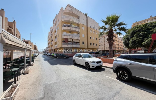 Herverkoop - Reclame - Torrevieja - Estacion Autobuses