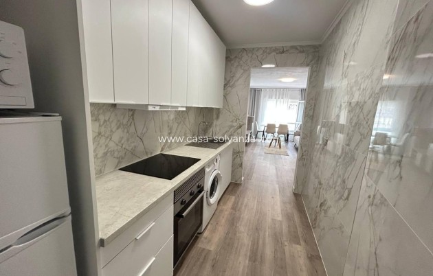 Herverkoop - Appartement / flat - Torrevieja - Playa de los Locos