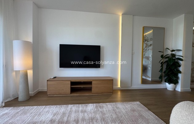Resale - Apartment / flat - Torrevieja - Punta Prima