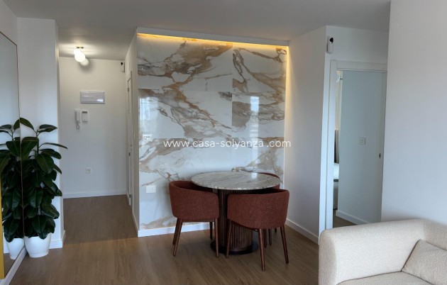 Resale - Apartment / flat - Torrevieja - Punta Prima