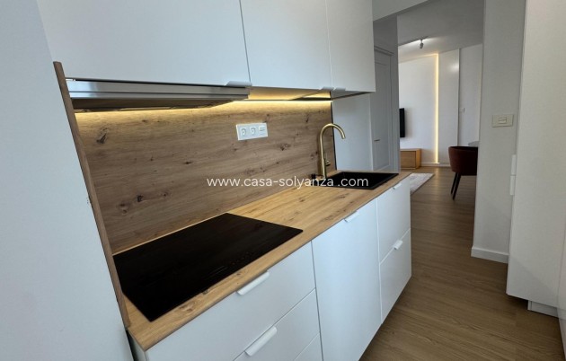 Resale - Apartment / flat - Torrevieja - Punta Prima
