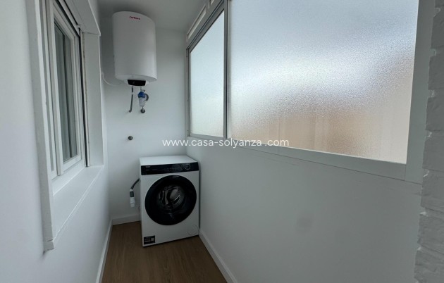 Resale - Apartment / flat - Torrevieja - Punta Prima