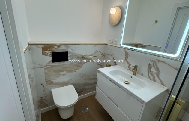 Resale - Apartment / flat - Torrevieja - Punta Prima