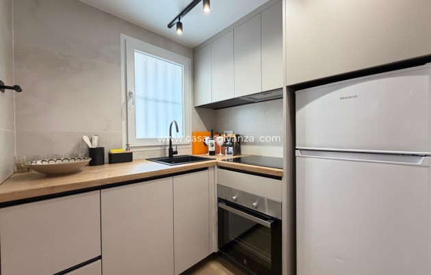 Revente - Appartement - Torrevieja - Nueva Torrevieja