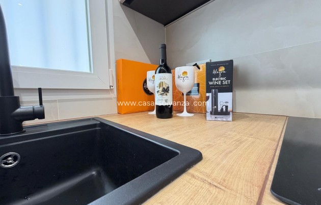Revente - Appartement - Torrevieja - Nueva Torrevieja