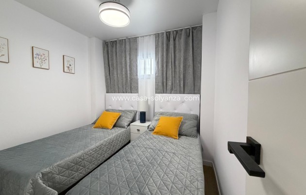 Revente - Appartement - Torrevieja - Nueva Torrevieja