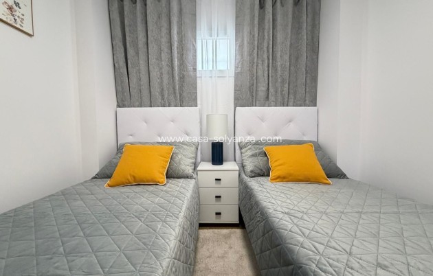 Revente - Appartement - Torrevieja - Nueva Torrevieja