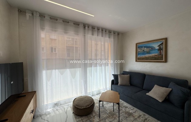 Resale - Apartment / flat - Torrevieja - Estacion Autobuses