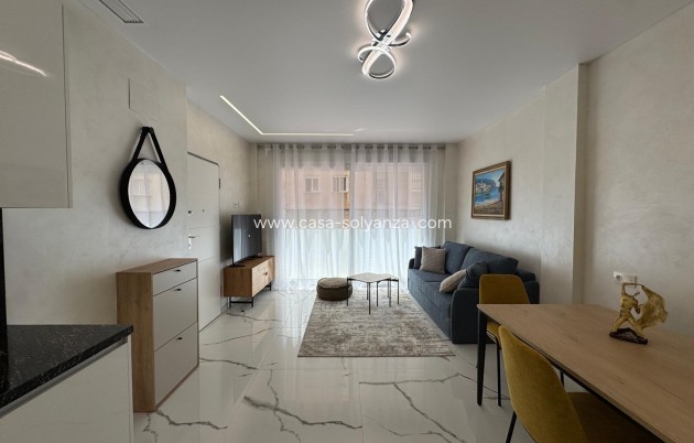 Resale - Apartment / flat - Torrevieja - Estacion Autobuses