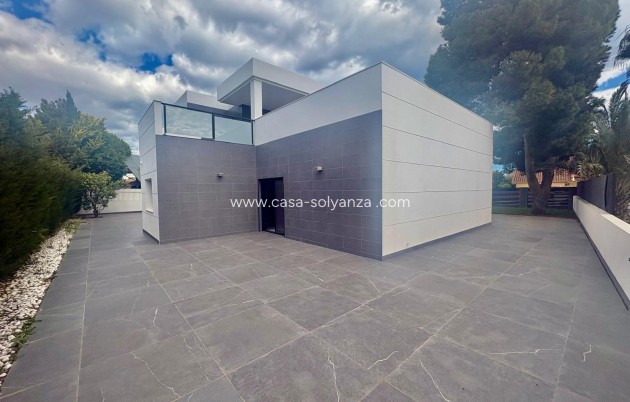 Herverkoop - Villa - Orihuela Costa