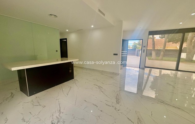 Herverkoop - Villa - Orihuela Costa