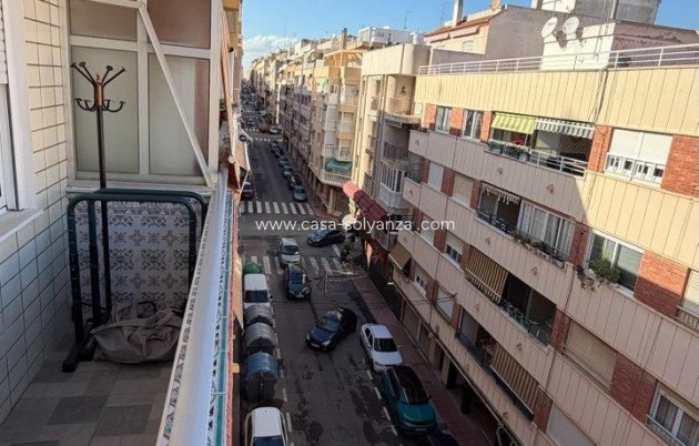 Herverkoop - Appartement / flat - Torrevieja - Curva Del Palangre