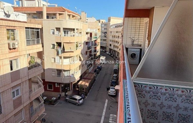 Herverkoop - Appartement / flat - Torrevieja - Curva Del Palangre