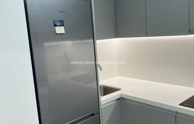 Resale - Apartment / flat - Torrevieja - Center