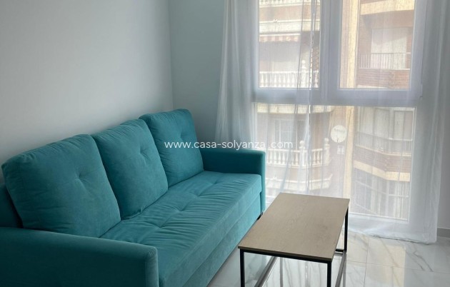 Resale - Apartment / flat - Torrevieja - Center