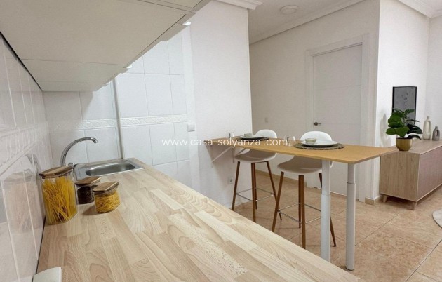 Herverkoop - Appartement / flat - Torrevieja - Antonio Machado