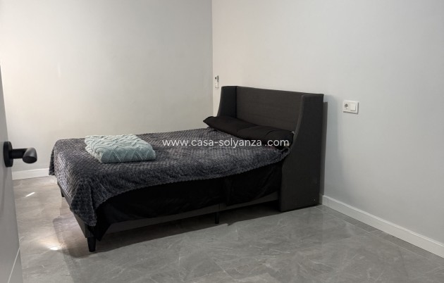 Herverkoop - Bungalow - Torrevieja - 0