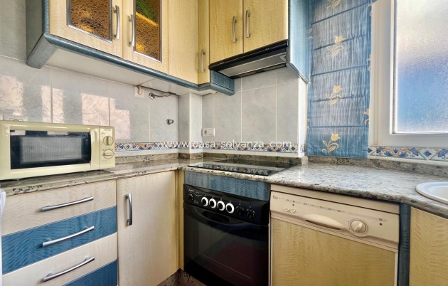 Reventa - Apartamento / piso - Torrevieja - Center