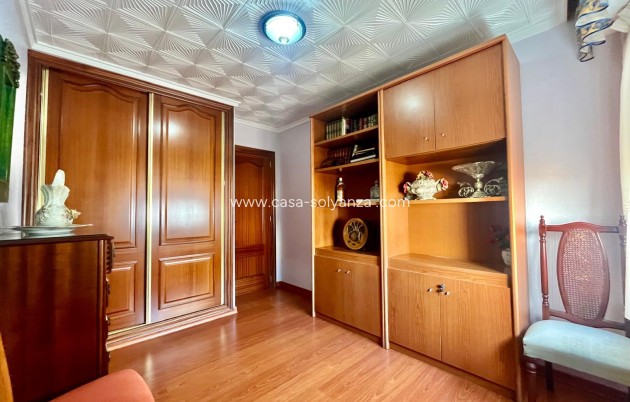Reventa - Apartamento / piso - Torrevieja - Center