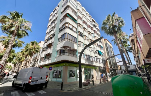 Reventa - Apartamento / piso - Torrevieja - Center