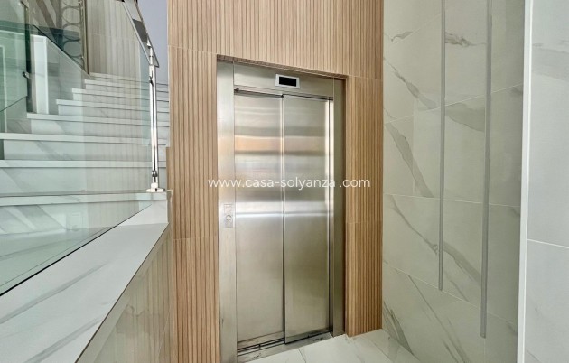 Reventa - Apartamento / piso - Torrevieja - Center