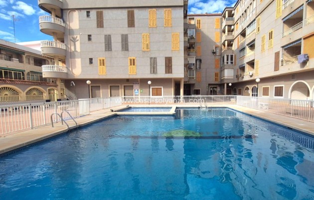 Herverkoop - Appartement / flat - Torrevieja - Acequion