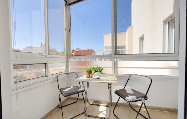 Reventa - Apartamento / piso - Torrevieja - Center