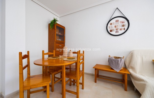 Reventa - Apartamento / piso - Torrevieja - Center