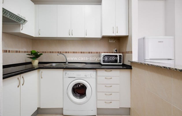 Reventa - Apartamento / piso - Torrevieja - Center