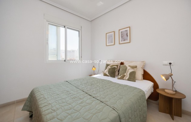 Reventa - Apartamento / piso - Torrevieja - Center