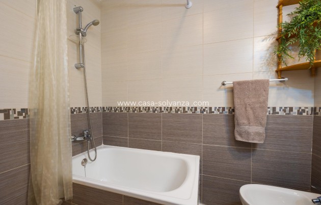 Reventa - Apartamento / piso - Torrevieja - Center