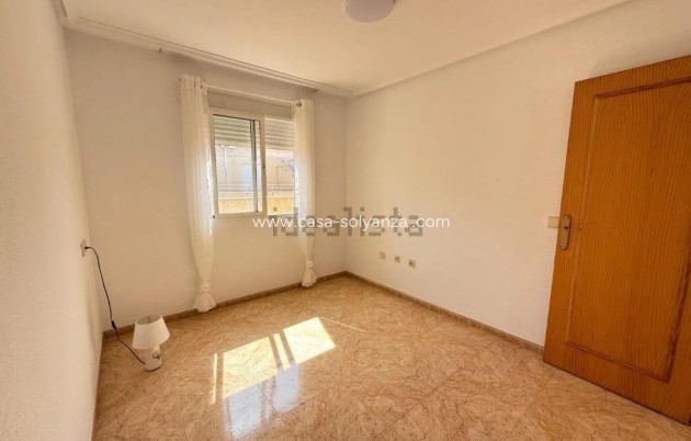 Herverkoop - Appartement / flat - Torrevieja - El Molino