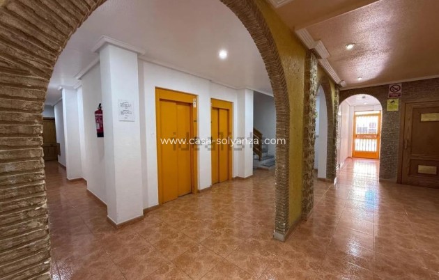 Herverkoop - Appartement / flat - Torrevieja - El Molino