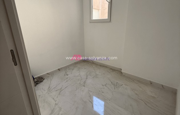 Herverkoop - Appartement / flat - Torrevieja - Costa Blanca