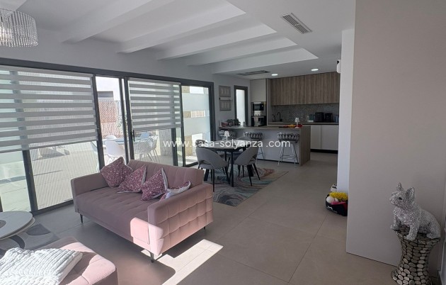 Herverkoop - Villa - San Miguel de Salinas - Blue Lagoon