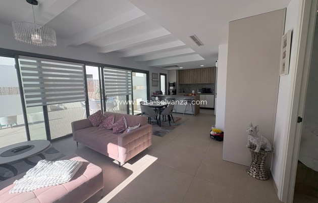 Herverkoop - Villa - San Miguel de Salinas - Blue Lagoon