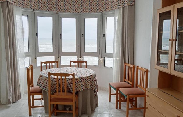 Resale - Apartment / flat - Torrevieja - PLAYA LOS LOCOS