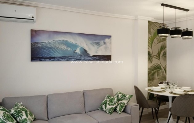 Resale - Apartment / flat - Torrevieja - Center