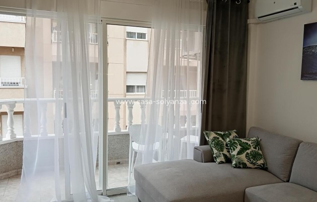 Resale - Apartment / flat - Torrevieja - Center