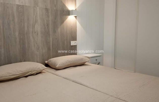 Resale - Apartment / flat - Torrevieja - Center