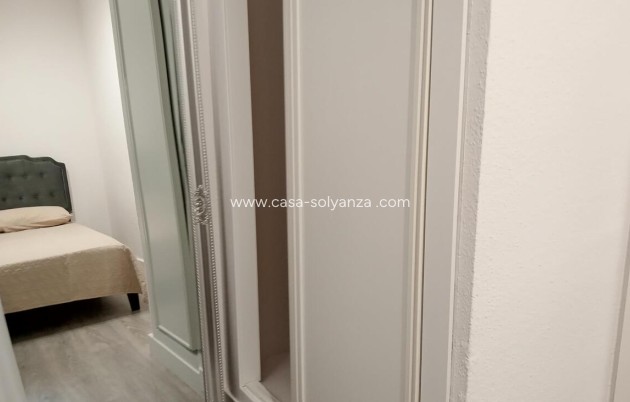 Resale - Apartment / flat - Torrevieja - Center